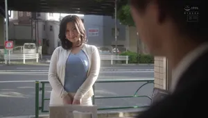 Người chồng yếu không làm lên đỉnh, bà xã lên mạng tìm trai trẻ phang khỏe