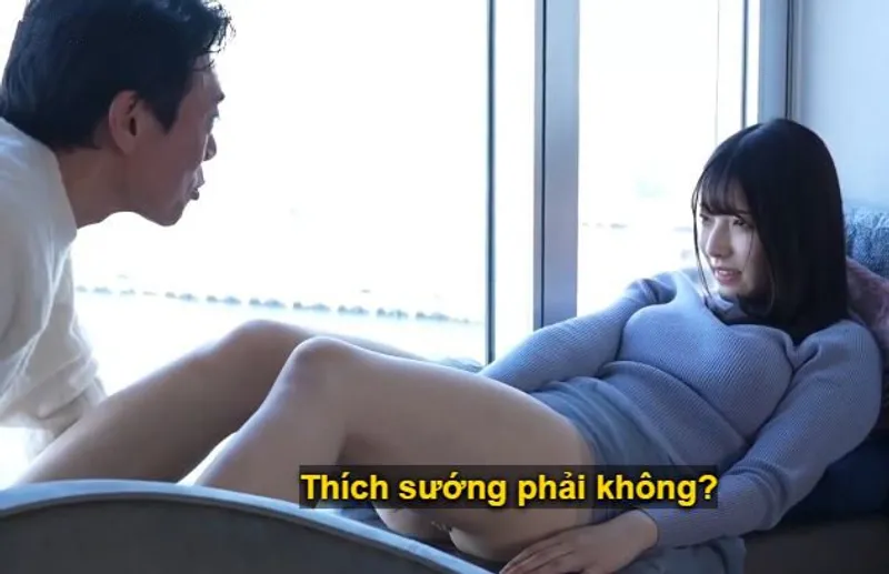 Cuộc chạm trán giữa ông bác và cô minh tinh tuổi teen mới debut tại nhà nghỉ sang trọng.